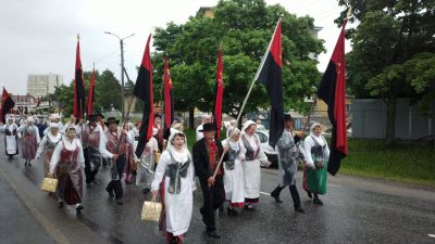 Karjalaiset Kesäjuhlat 14-16.06.2013 Porissa
Juhlien yksi kohokohta on juhlakulkue.  
