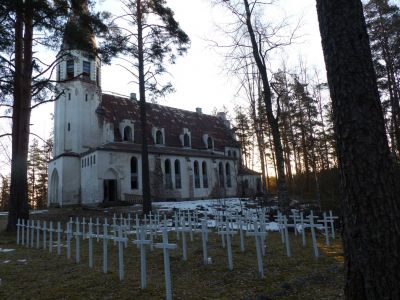 Lumivaaran sankarihautausmaa
