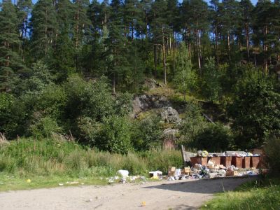 Lahdenpohja
Kerrotaloalueen jätehuoltoa
Avainsanat: Lahdenpohja
