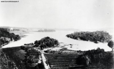 Tiurulan lahtea Pirunvuorelta kuvattuna n. 1935.
