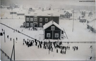 Impilahti Pitkäranta. 1.3.1936 Pitkärannan kilpahiihdot. Kirkon koulu.
