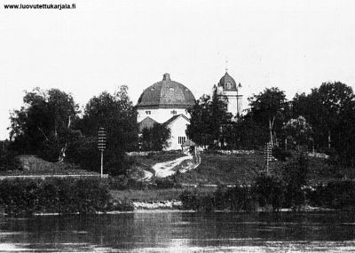 Jääsken kirkko Vuoksen sillalta nähtynä, kirkon polttivat venäläiset 1941.
