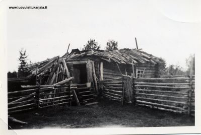 70-vuotiaan leskivaimon koti Salmin saloilta. 
